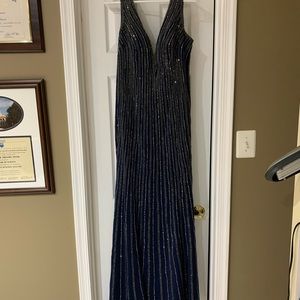 Dark blue c.f. Ctt. Ta brand prom dress